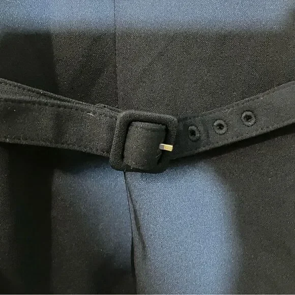 Ann Taylor sleeveless blouse, size medium, excellent condition - Picture 3 of 3